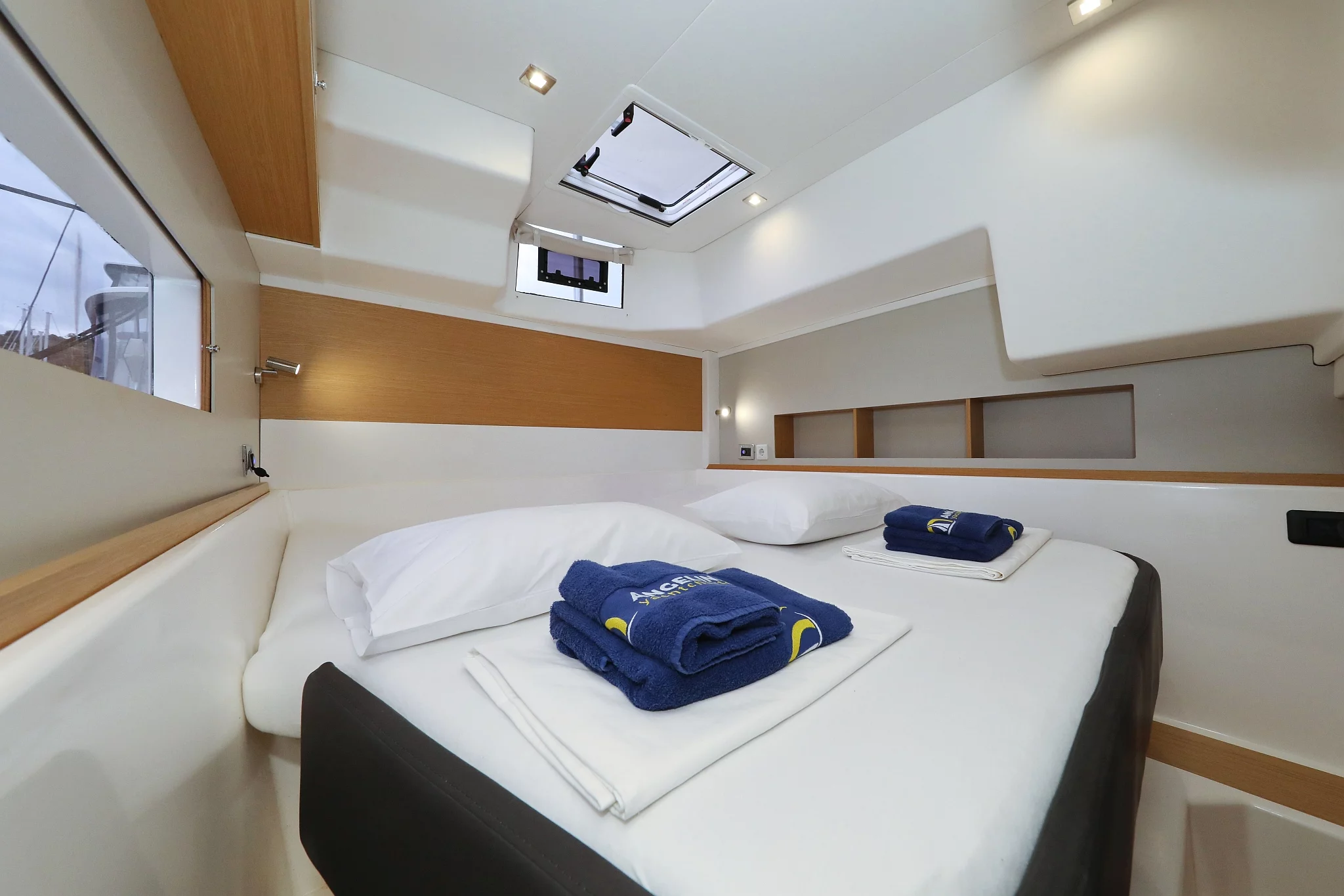 Dufour 48 Catamaran - 5 + 1 cab. (Believe)  - 28