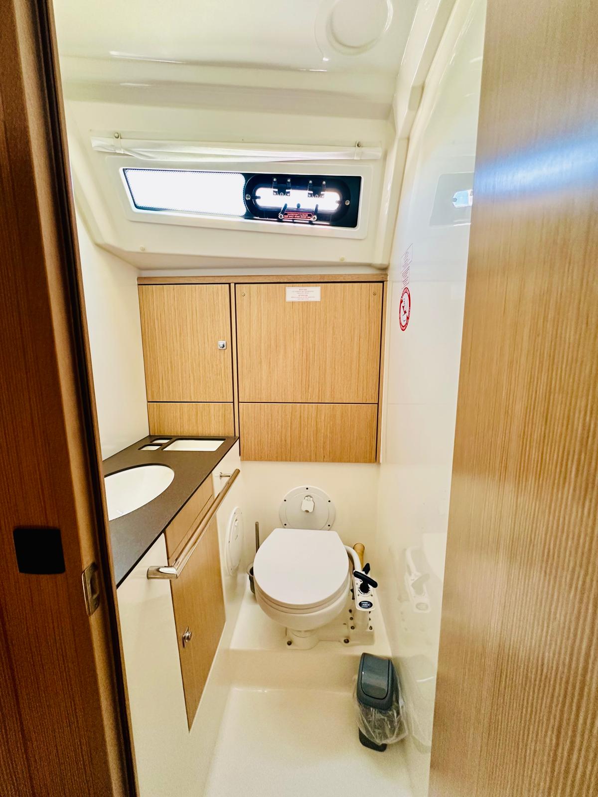 Bavaria Cruiser 46 - 4 cab. — photo 9