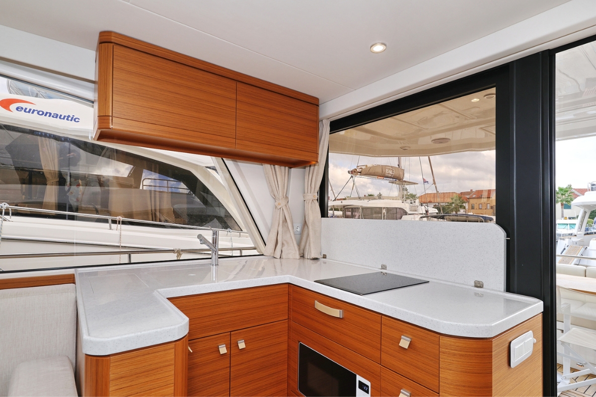 Greenline 48 Fly — photo 9