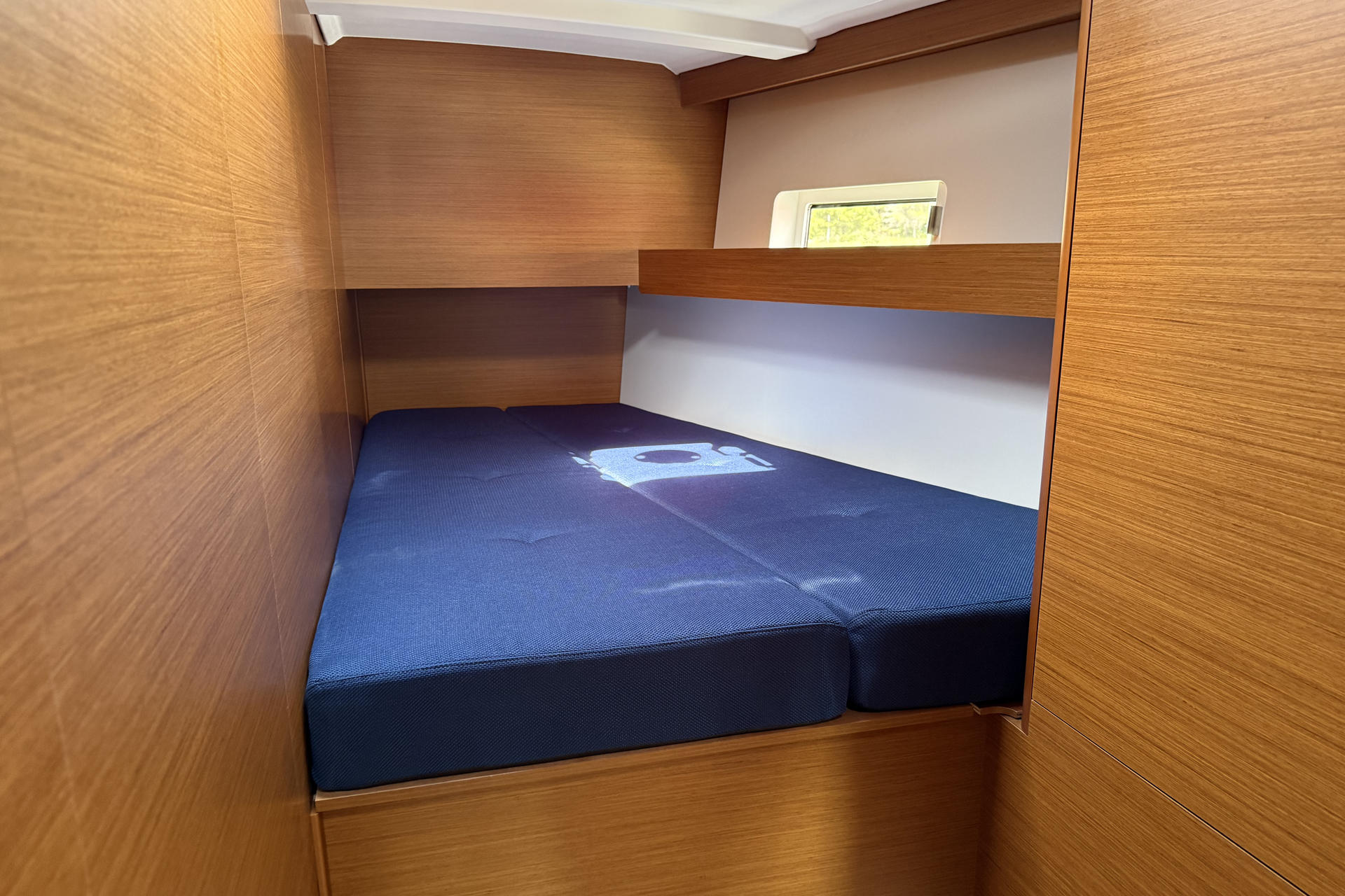 Sun Odyssey 490 - 5 + 1 cab. — photo 12