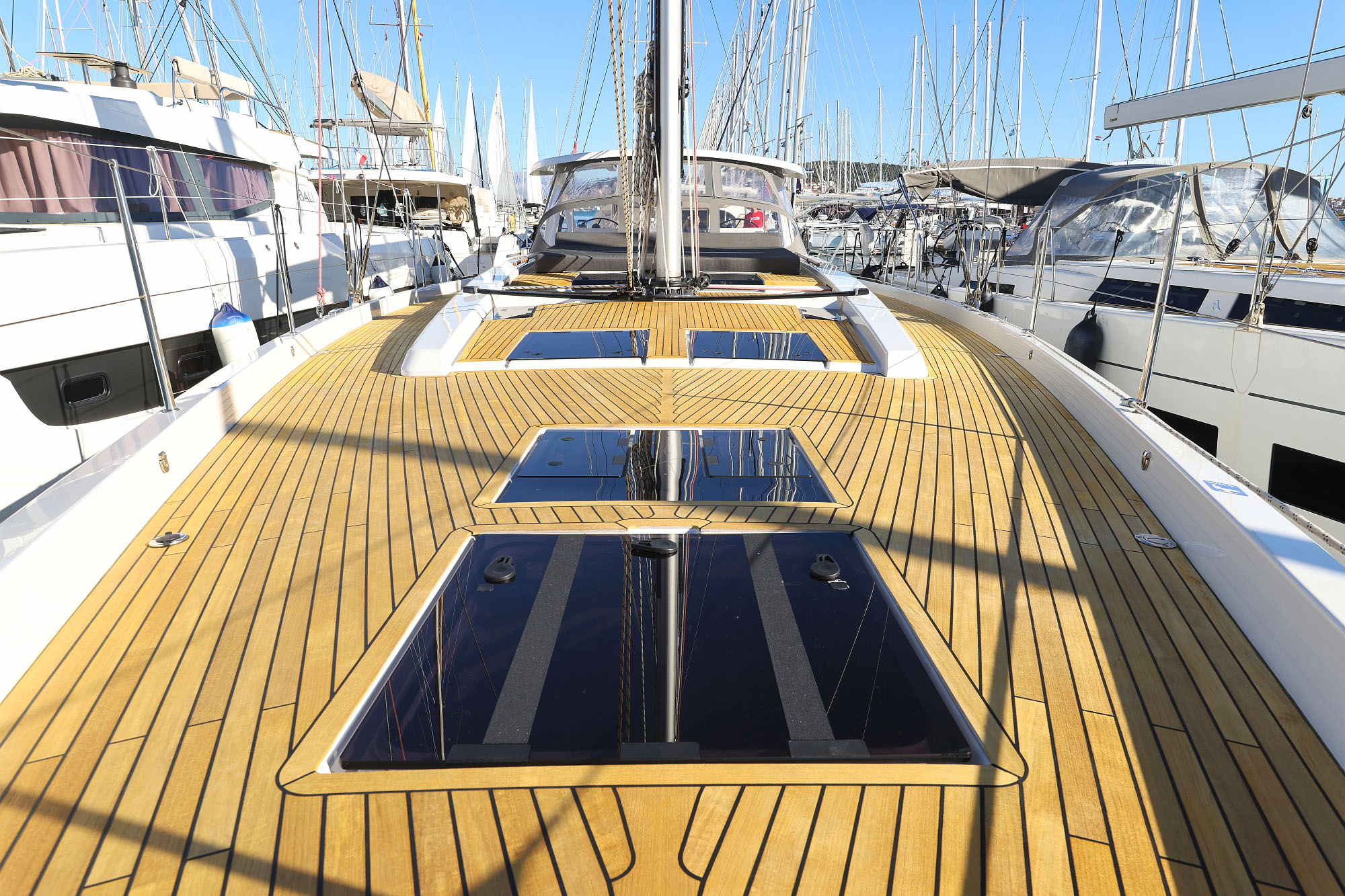 Hanse 588 - 5 + 1 cab. — photo 4