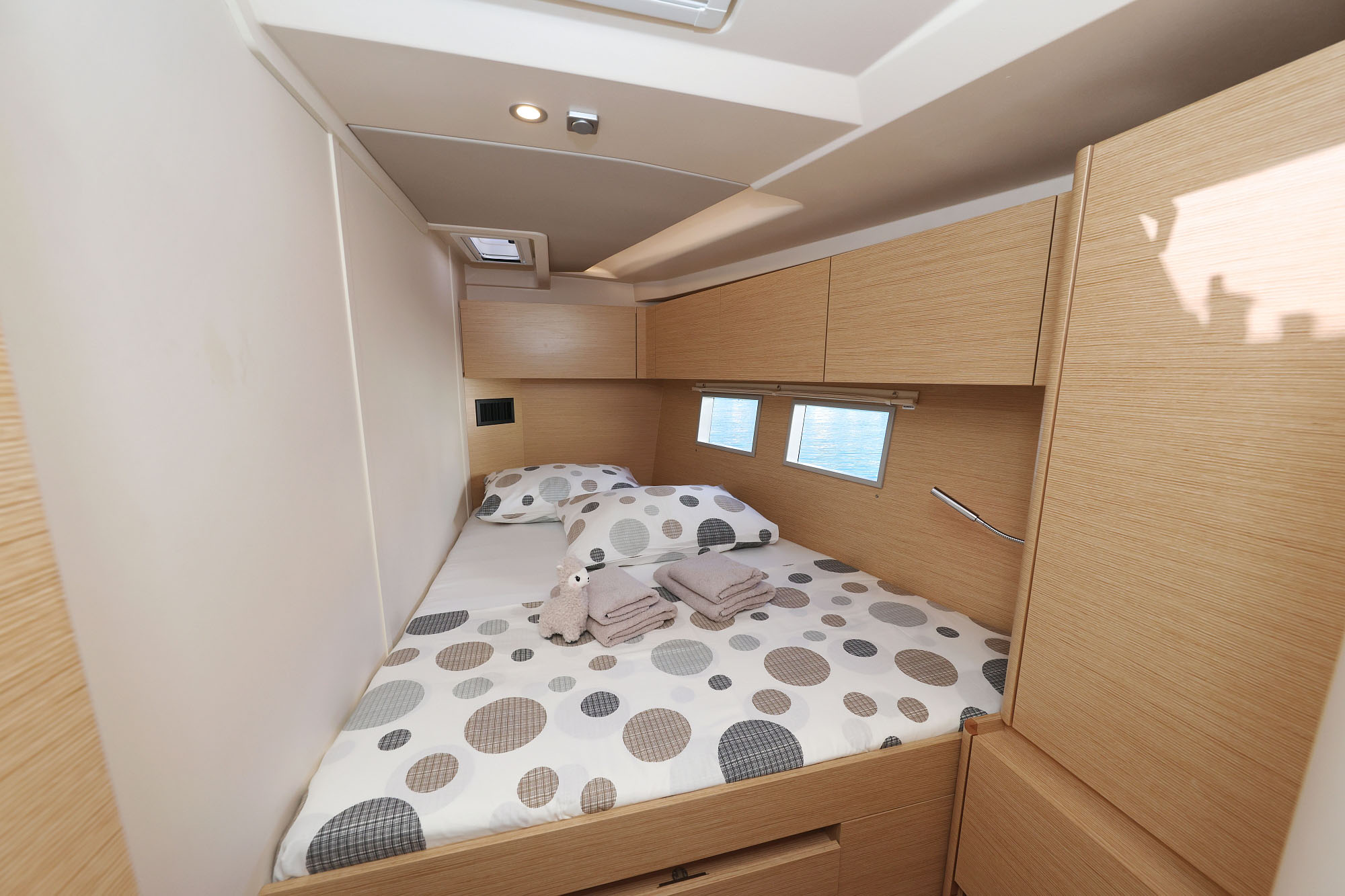 Hanse 588 - 5 + 1 cab. — photo 36
