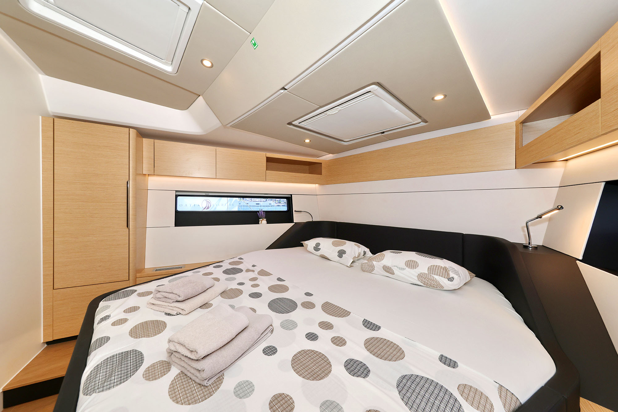 Hanse 510 - 4 + 1 cab. — photo 20