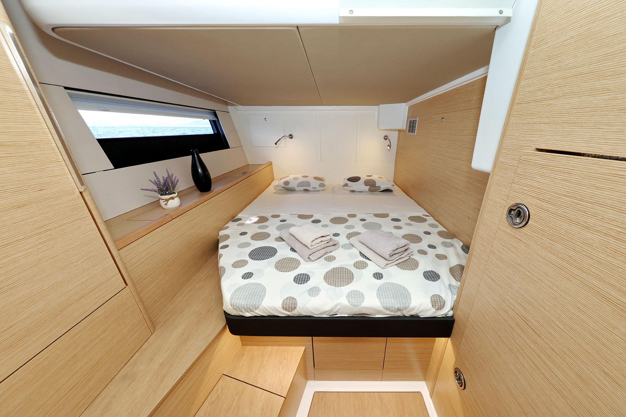 Hanse 510 - 4 + 1 cab. — photo 22