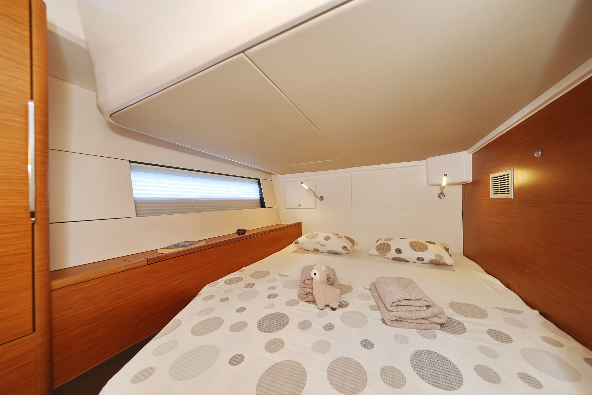 Hanse 510 - 5 + 1 cab. — photo 33