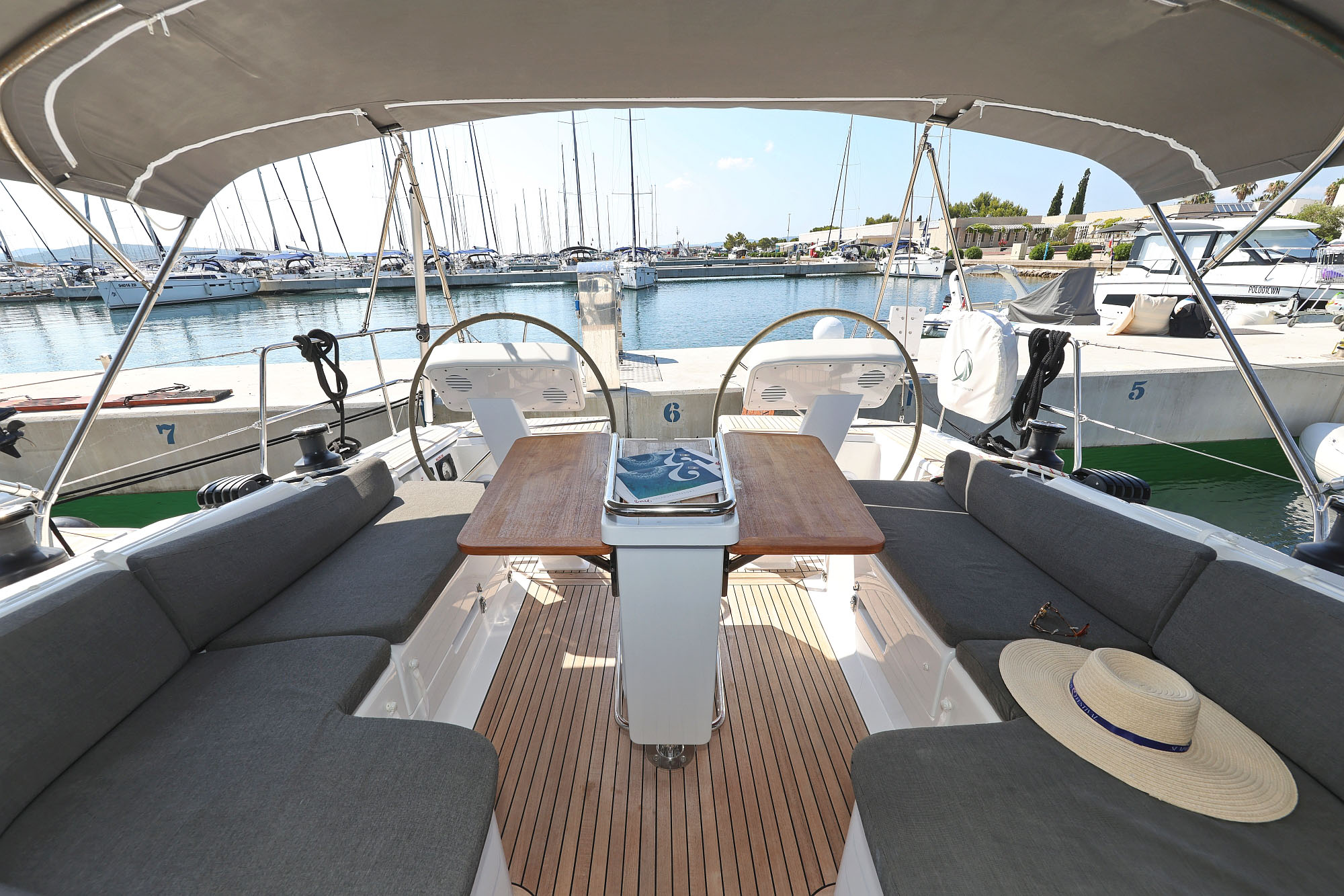 Hanse 458 - 3 cab. — photo 9
