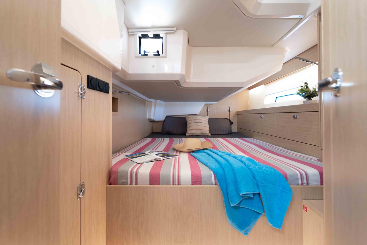 Bavaria C46 - 4 cab. — photo 23