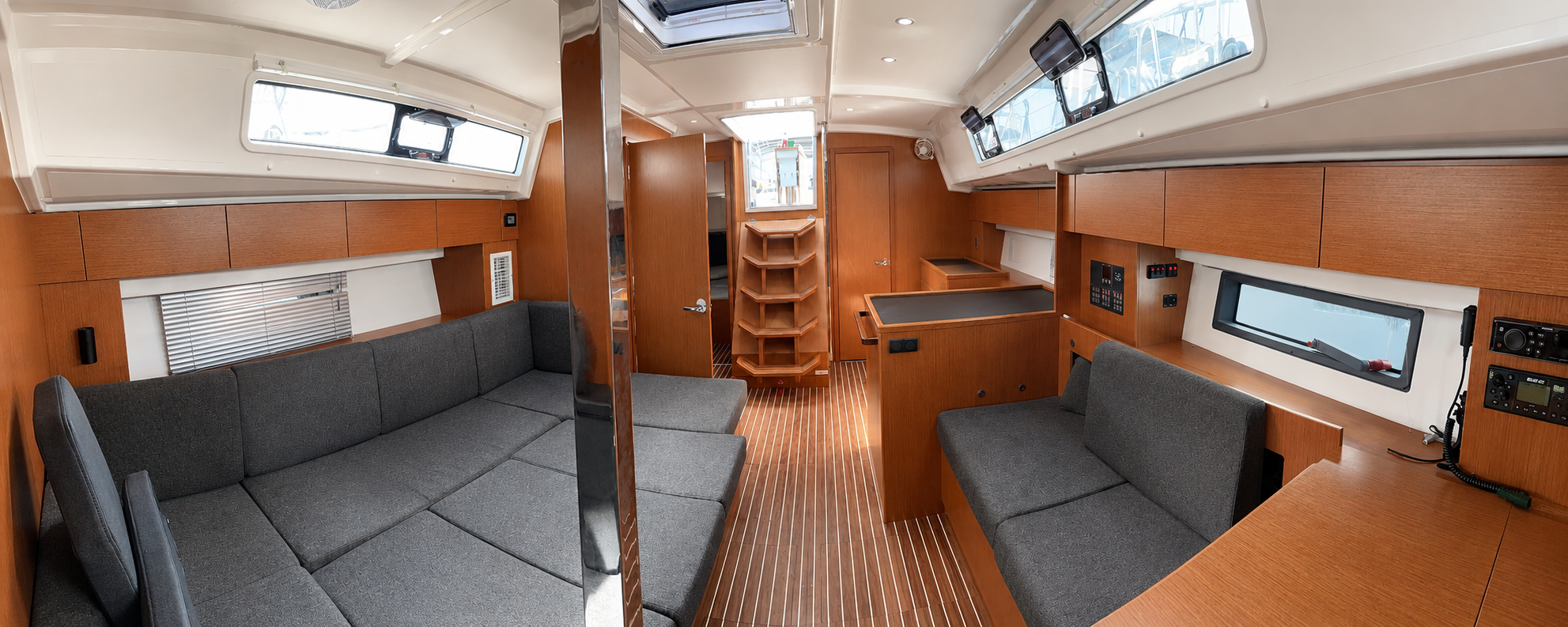 Bavaria C42 — photo 6