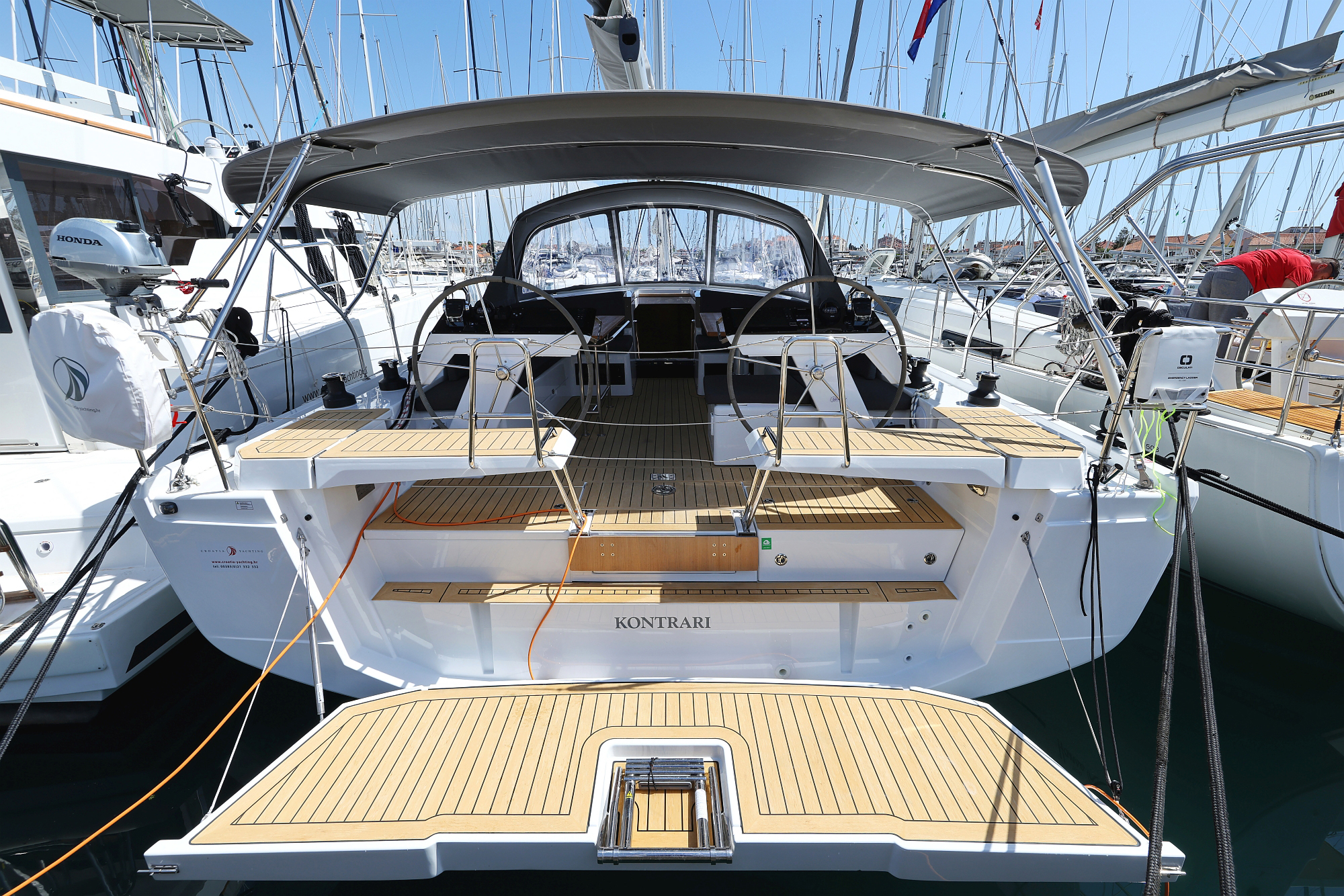 Photo #1 - Hanse 460 - 4 cab. (Kontrari - OW) in Biograd - 41895