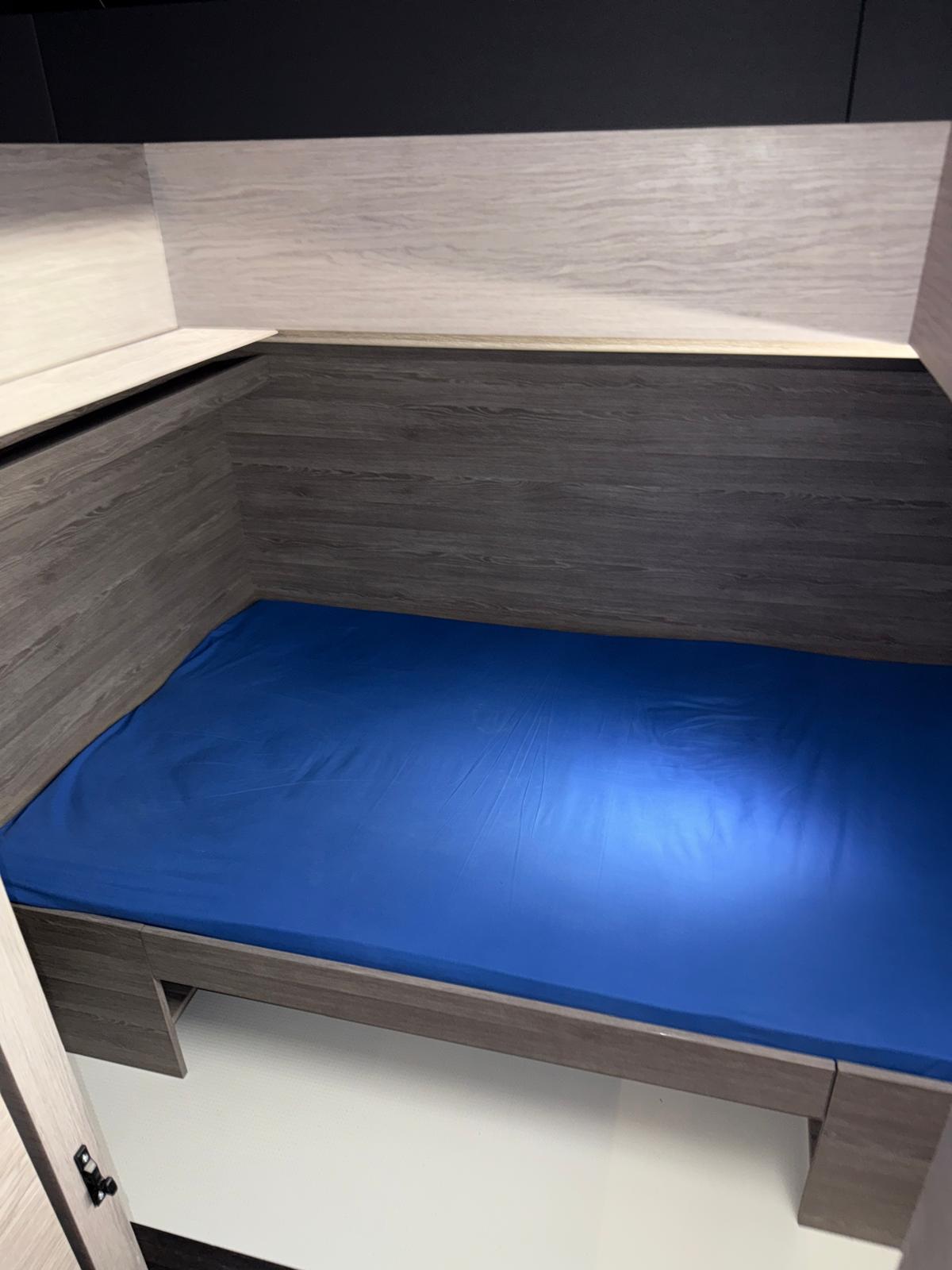 Fountaine Pajot MY6 — photo 20