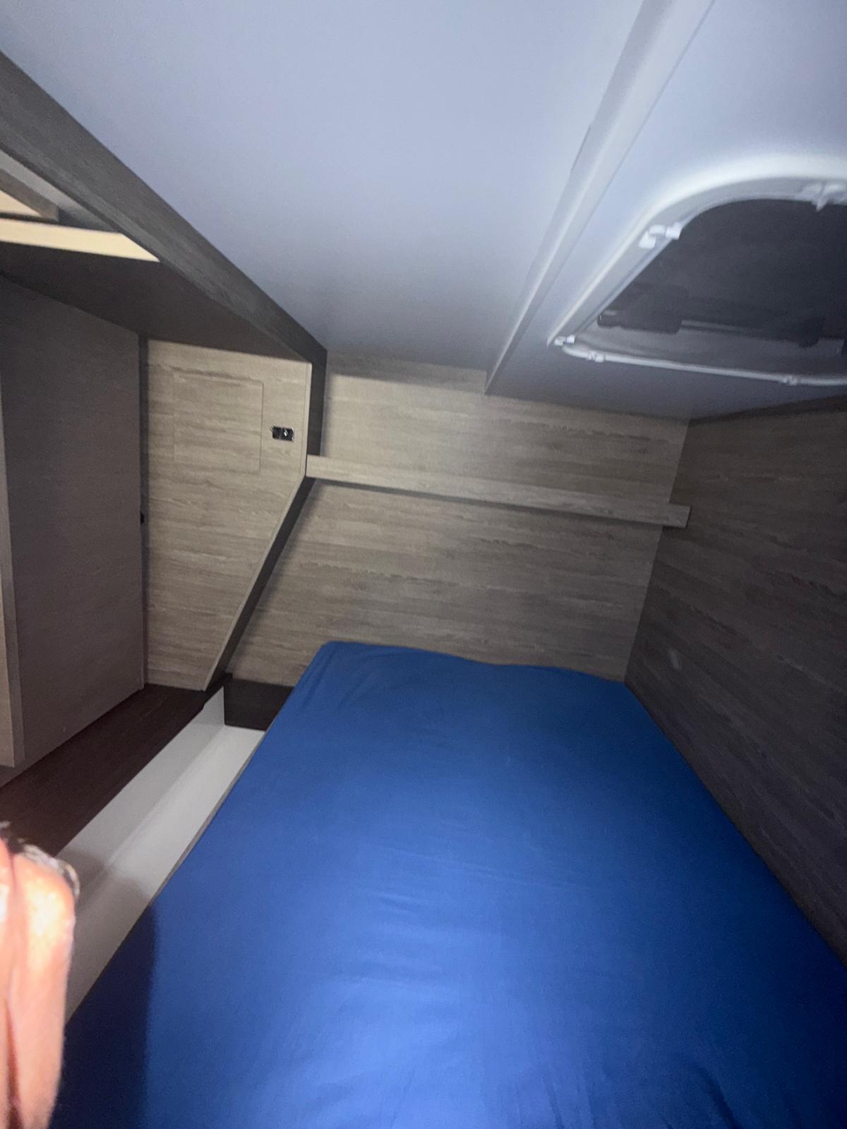 Fountaine Pajot MY6 — photo 22