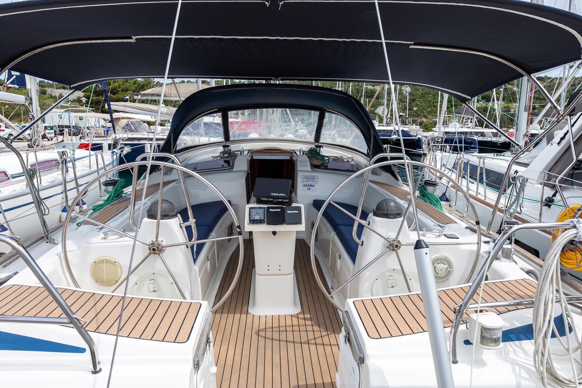 Bavaria 46 Cruiser — photo 7