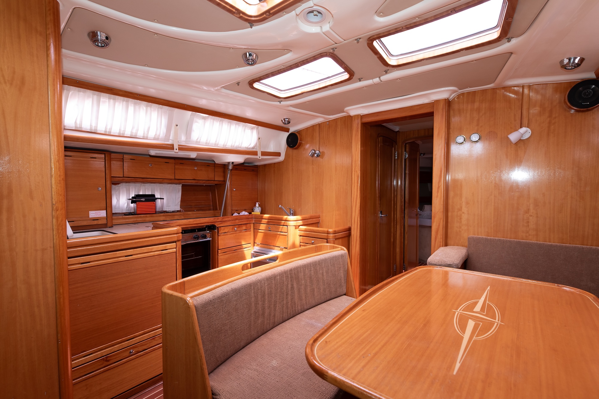 Bavaria 46 Cruiser — photo 12