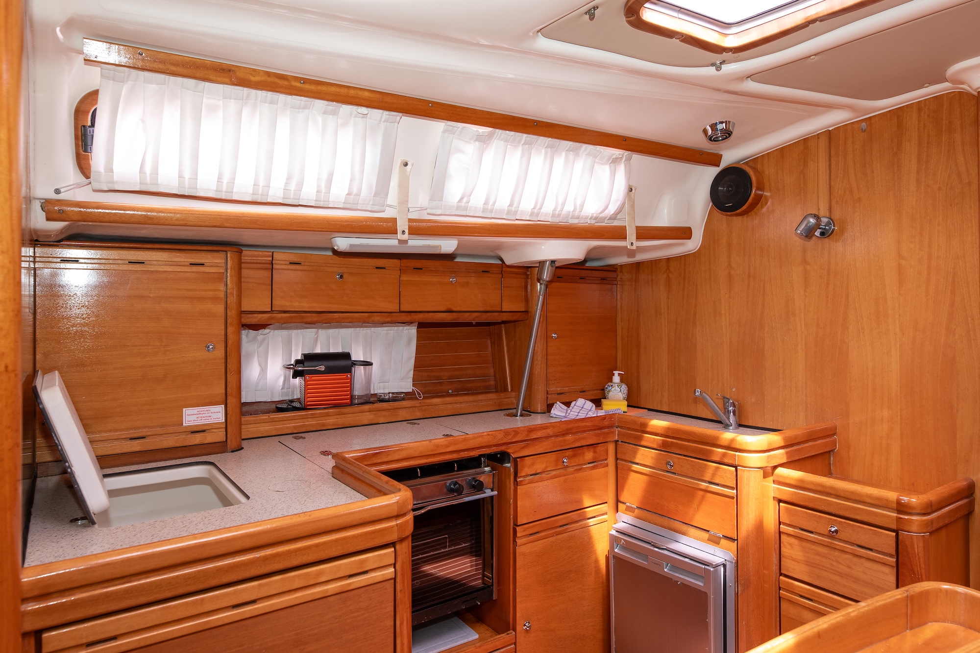 Bavaria 46 Cruiser — photo 13