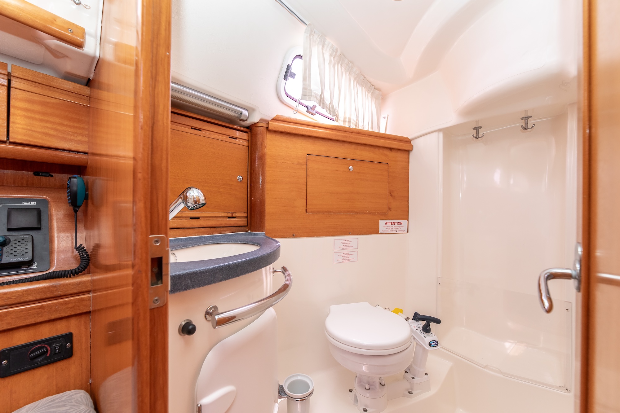 Bavaria 34 Cruiser - 2 cab. — photo 15