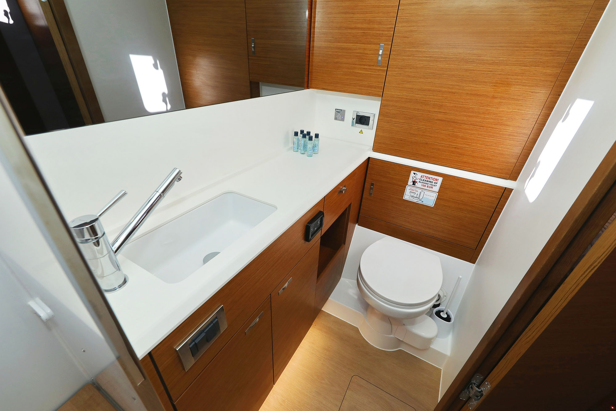 Hanse 590 — photo 36