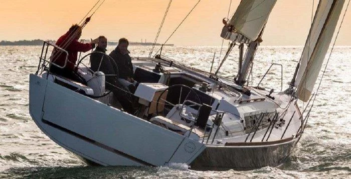Dufour 382 GL (Calypso)  - 4