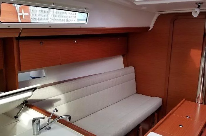 Dufour 350 GL (Friday)  - 7