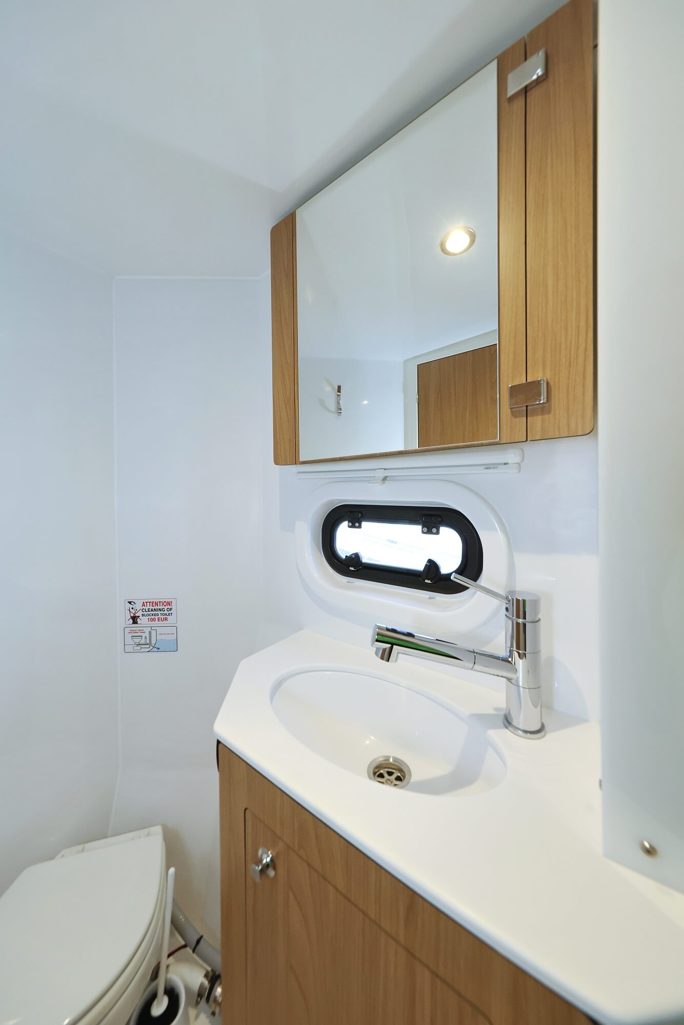 Bali 4.2 - 4 + 1 cab. — photo 31