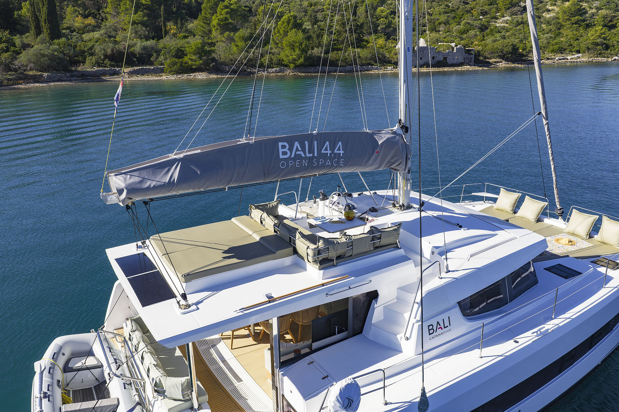 Bali 4.4 - 4 + 1 cab. — photo 10