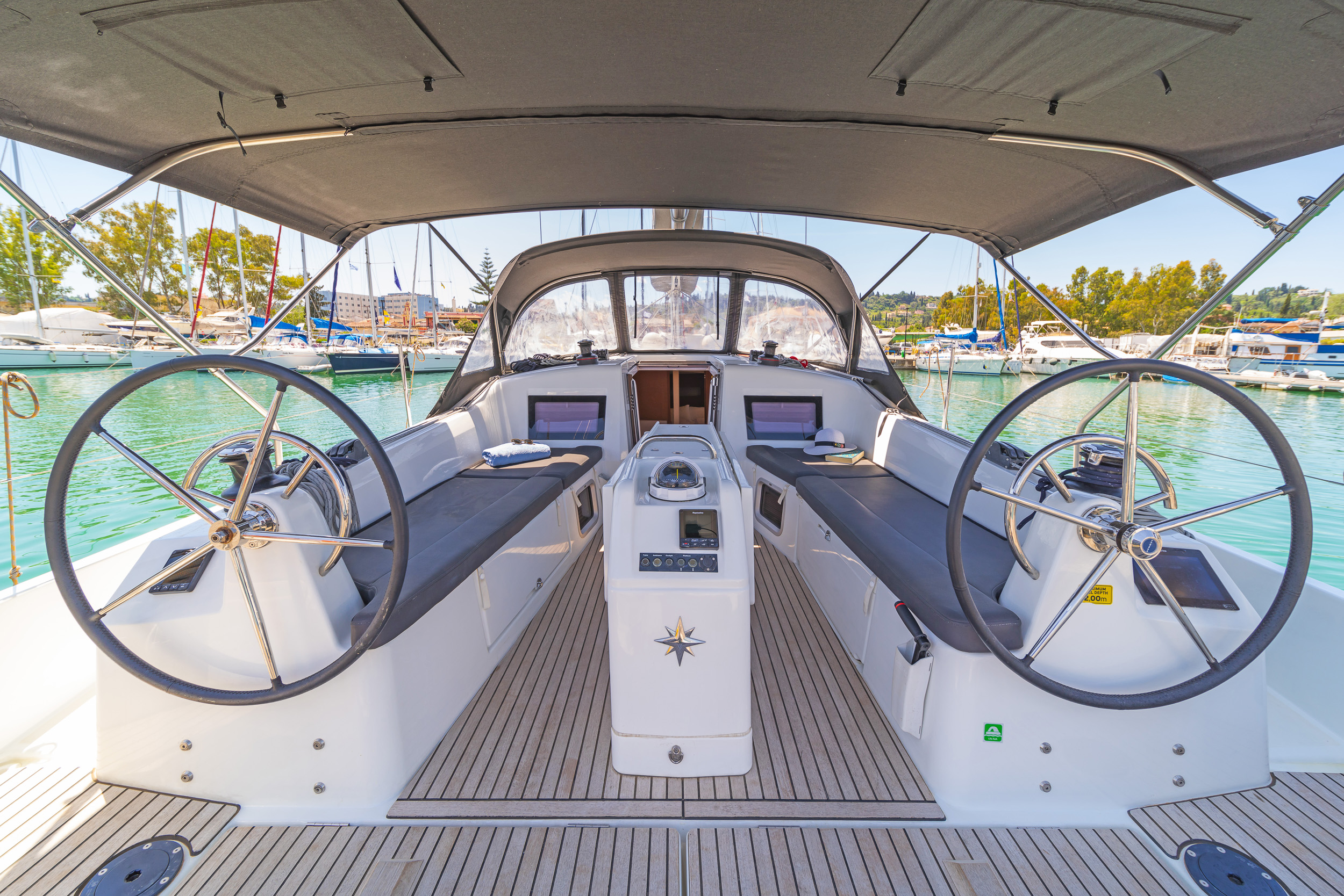 Sun Odyssey 410 - 3 cab. — photo 4