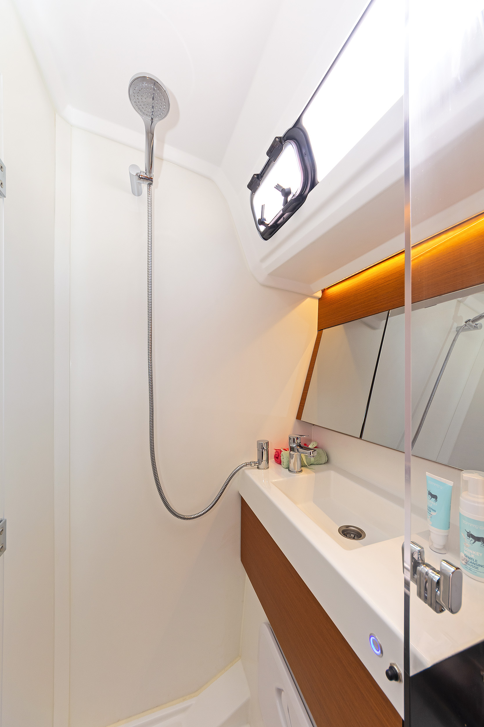 Sun Odyssey 410 - 3 cab. — photo 14