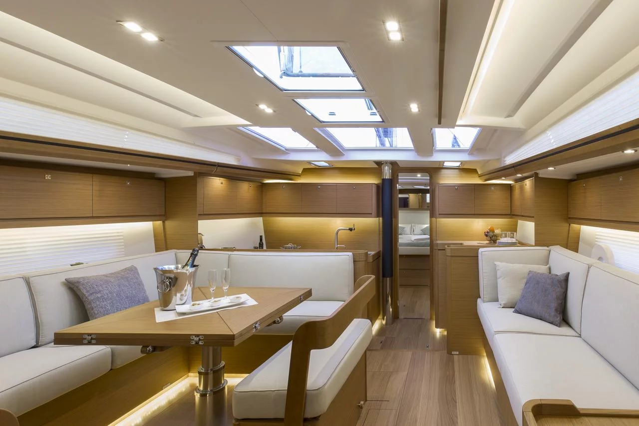 Dufour 520 GL (Notus)  - 21