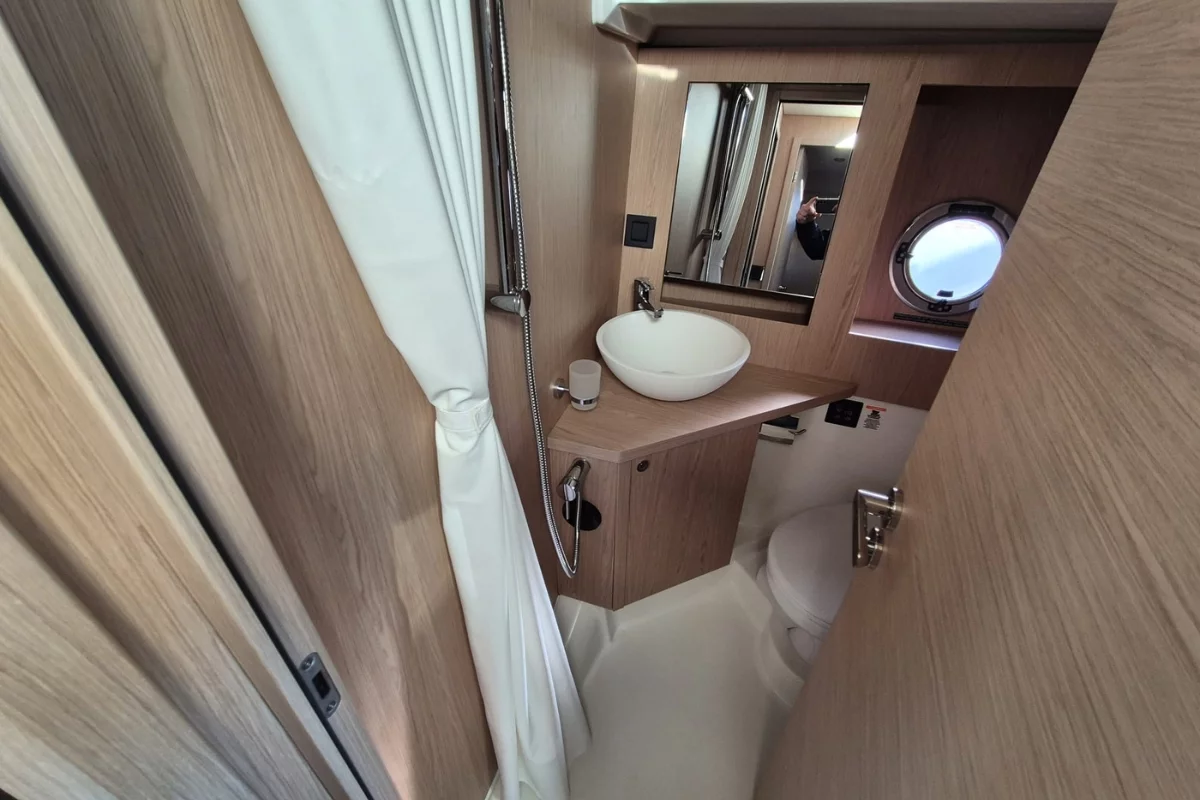 Swift Trawler 41 (Swift Home)  - 13