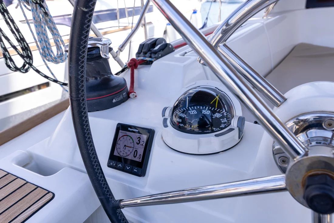 Sun Odyssey 449 (Cherry)  - 5