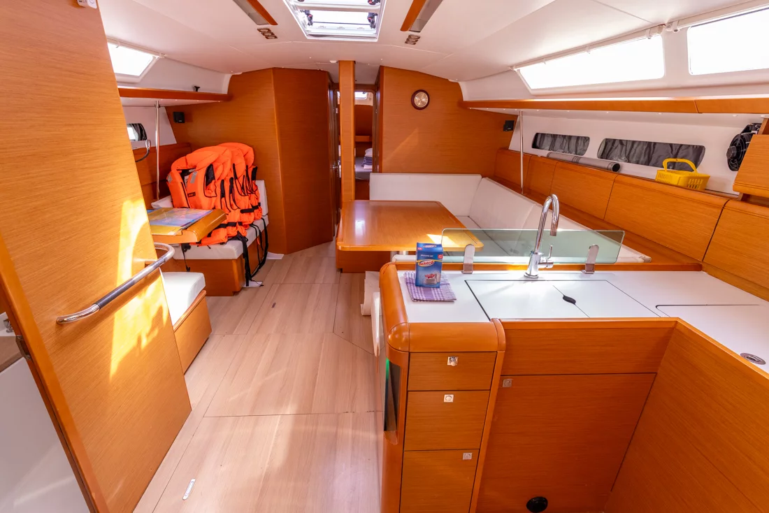Sun Odyssey 449 (Cherry)  - 8