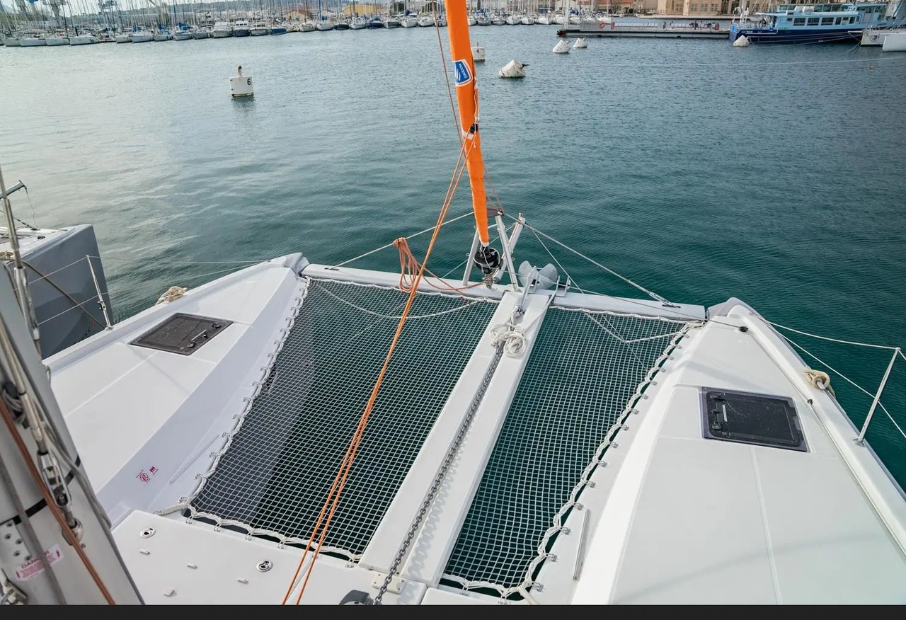 Photo #3 - Excess 11 - 4 + 2 cab. (Alpamapa) en Toulon - 42058