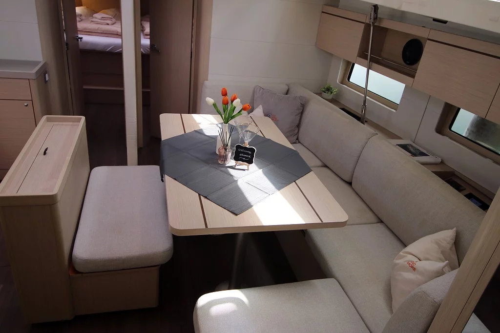 Oceanis 46.1 (Liberty)  - 13