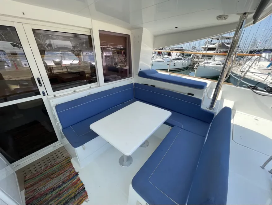 Lagoon 400 S2 - 4 + 2 cab. (Ipanema)  - 6