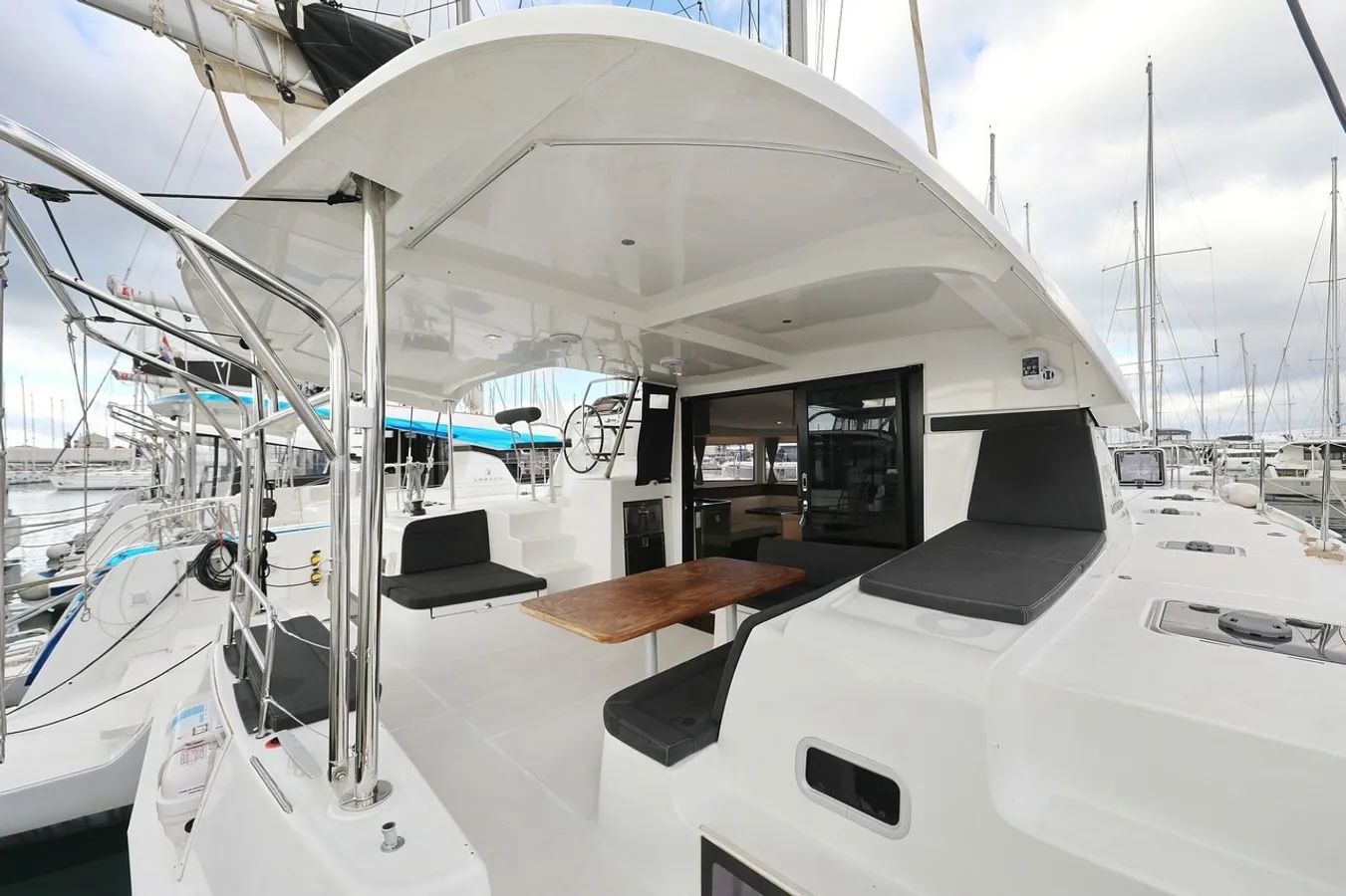 Photo #3 - Lagoon 42 - 4 + 2 cab. (Lila) in Kastela - 42112