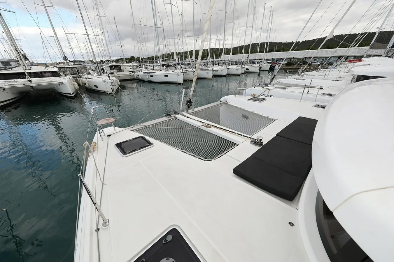 Photo #11 - Lagoon 42 - 4 + 2 cab. (Lila) in Kastela - 42112