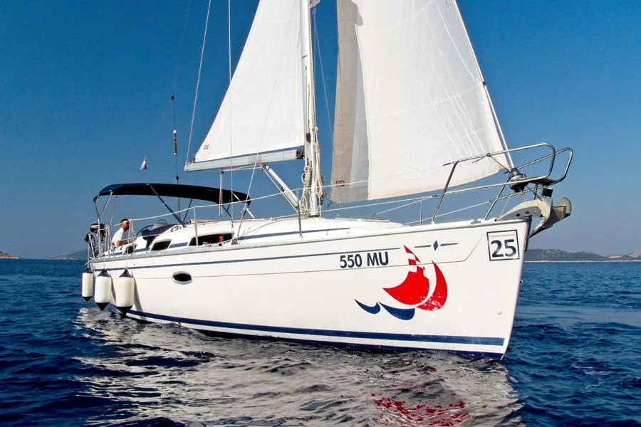 Bavaria 35 Cruiser (MH 25)  - 0