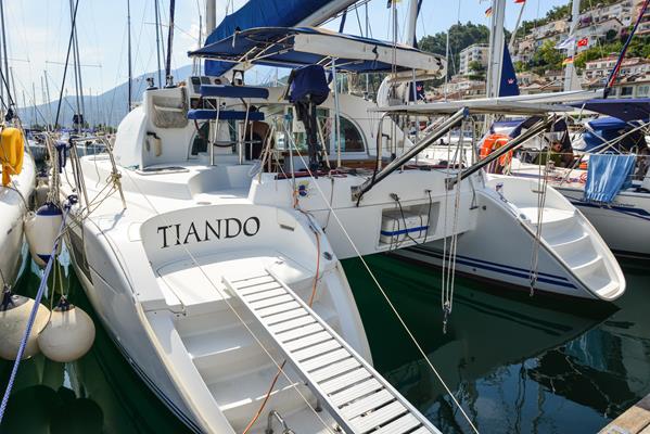 Photo #1 - Lagoon 380 - 3 cab. (Tiando) in Fethiye - 42243