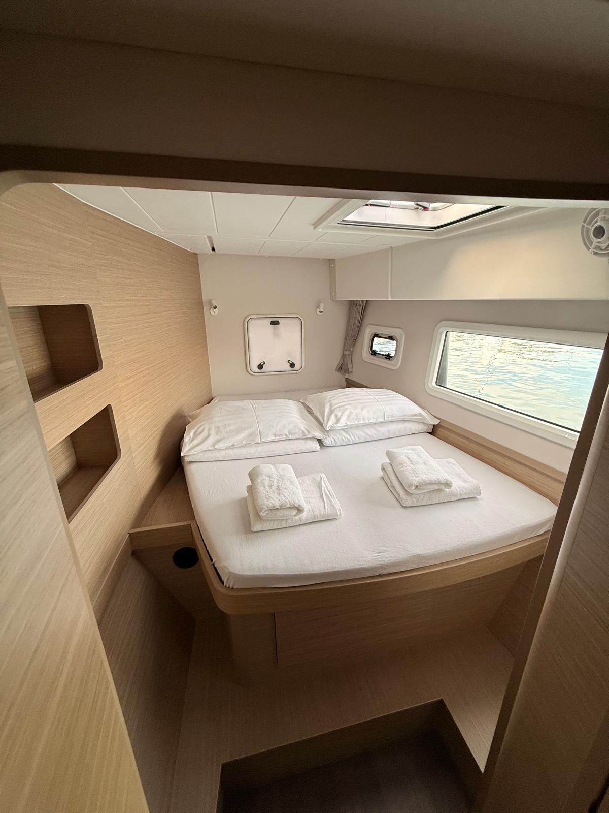 Lagoon 42 - 4 + 2 cab. — photo 15