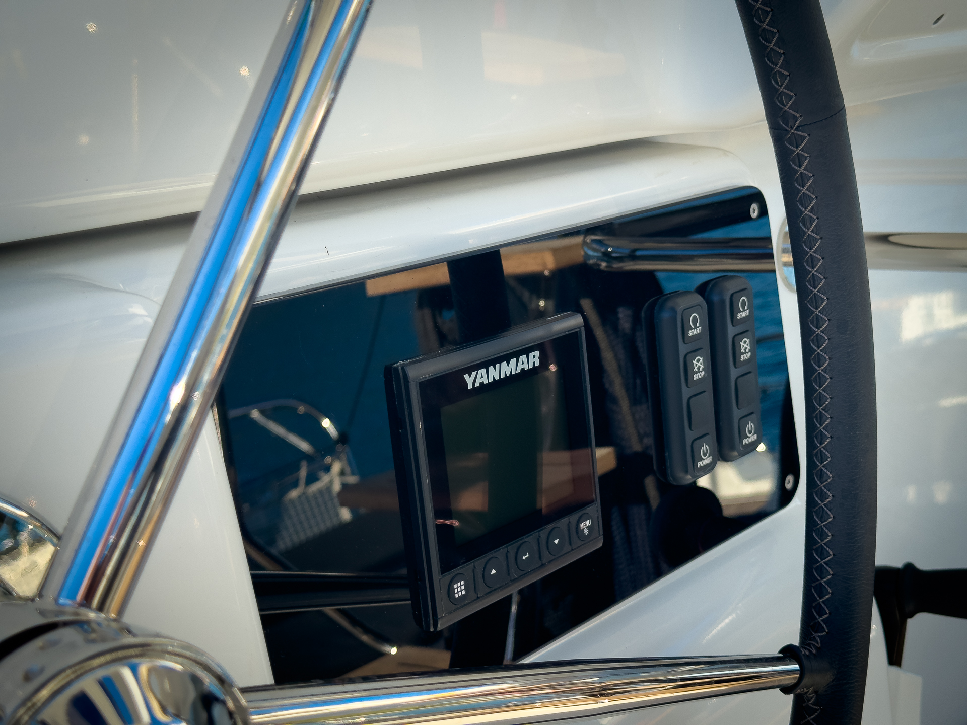Lagoon 43 - 4 + 2 cab. — photo 12