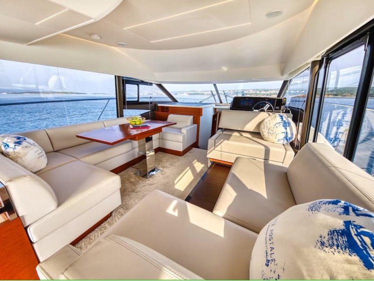 Prestige 520 Flybridge - 3 + 1 cab. — photo 13