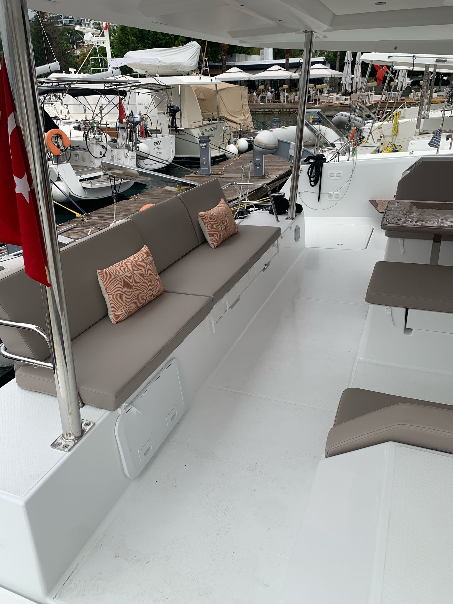 Photo #11 - Fountaine Pajot Tanna 47 - 5 + 1 cab. (Blue Angel) en Fethiye - 42301