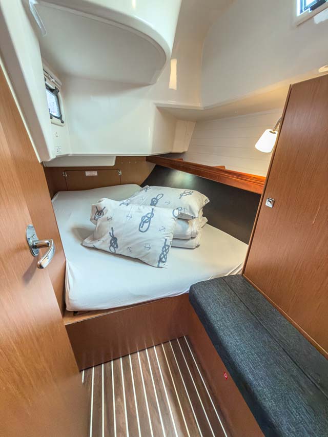 Bavaria Cruiser 37 - 3 cab. — photo 20
