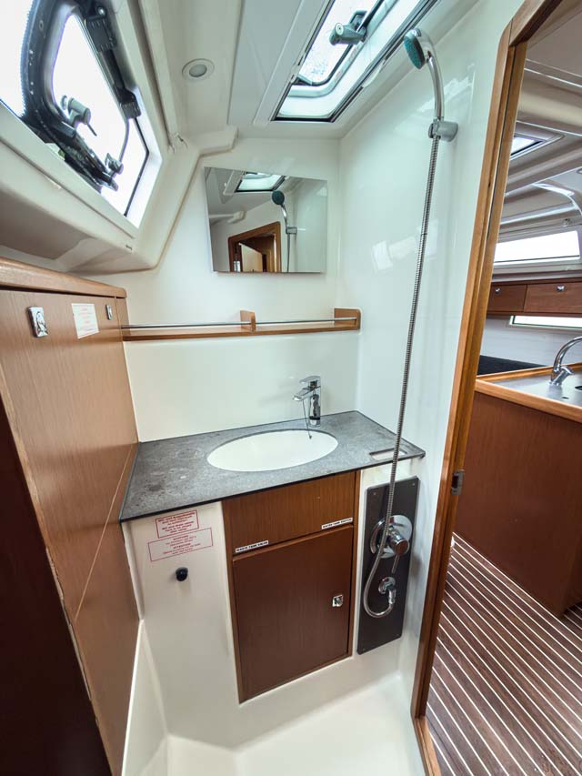 Bavaria Cruiser 37 - 3 cab. — photo 22