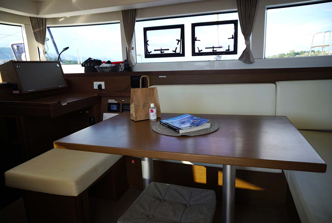Photo #9 - Lagoon 40 - 4 + 2 cab (Jessica) in Corfu - 42313