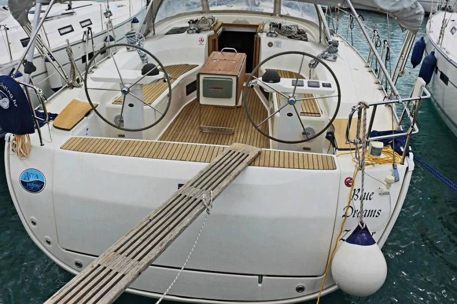 Bavaria Cruiser 45 - 4 cab. (Blue Dreams)  - 2