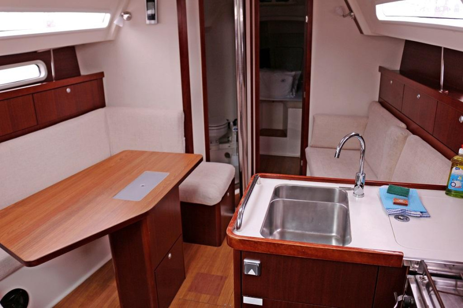 Photo #8 - Hanse 350 - 3 cab. (Ivana) in Sukosan - 42360