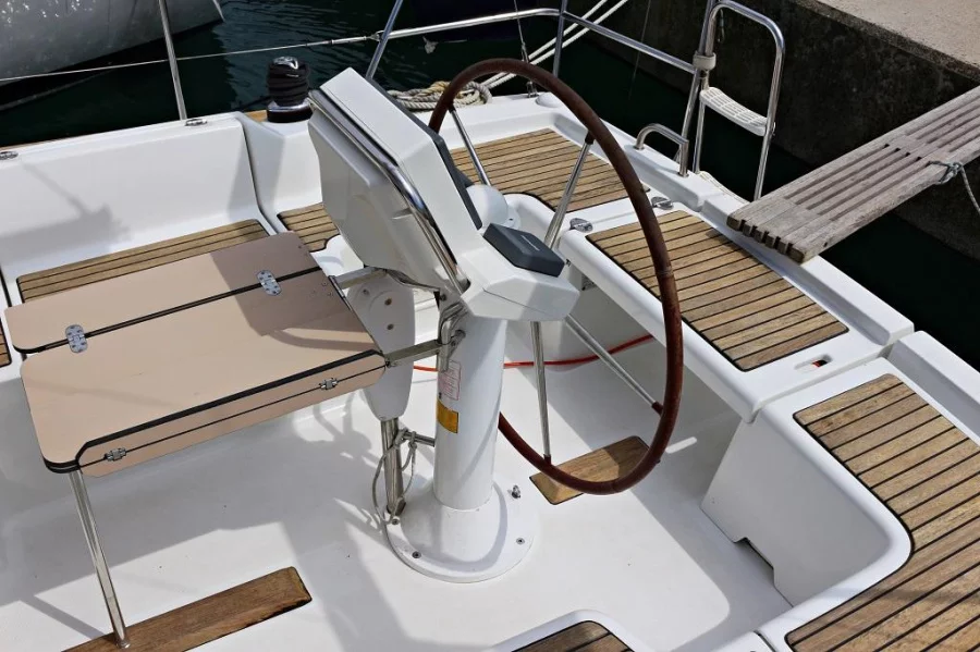 Oceanis 34 (Beba)  - 4
