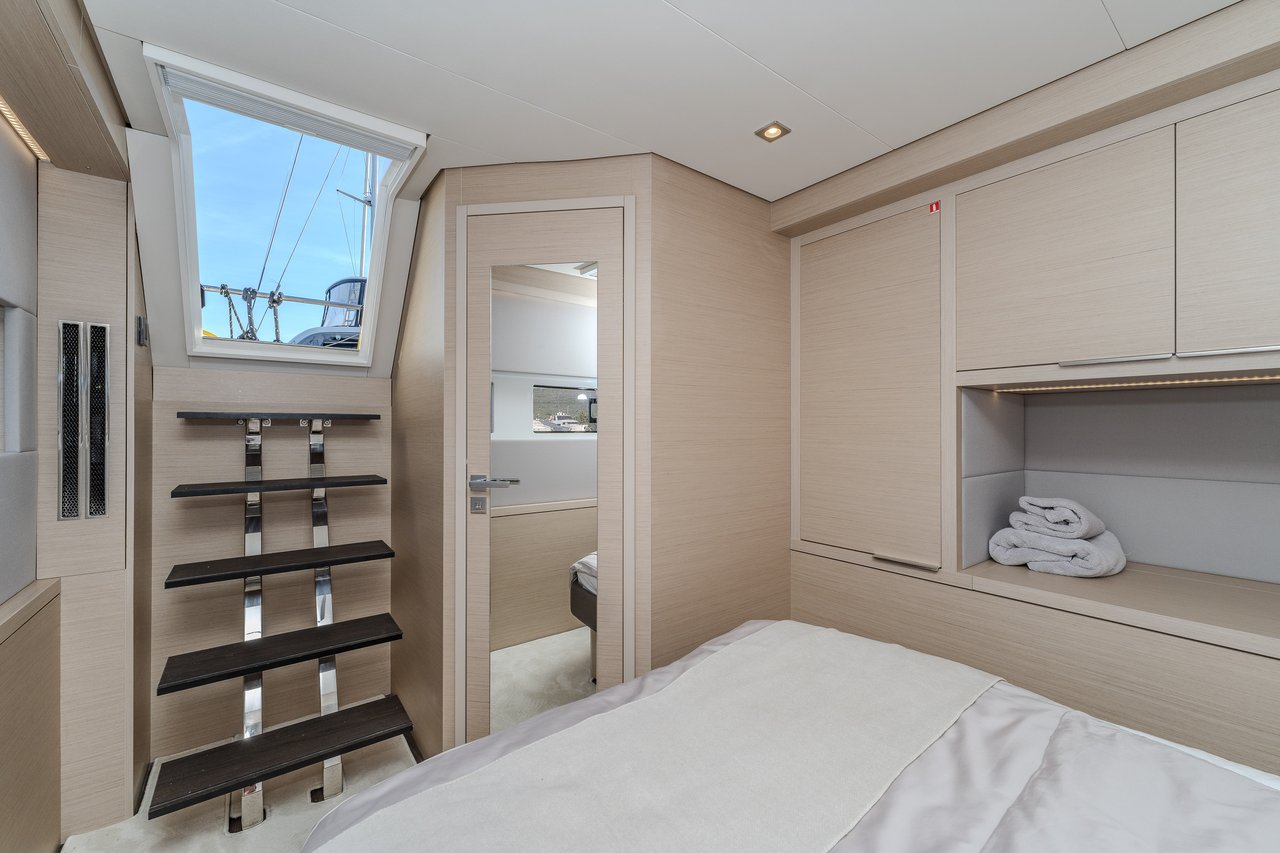 Photo #27 - Lagoon 55 - 4 cab. (Black Caviar) in Split - 42372