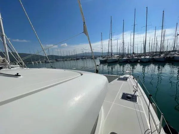 Lagoon 42 - 4 + 2 cab. (Art of Liberty)  - 3