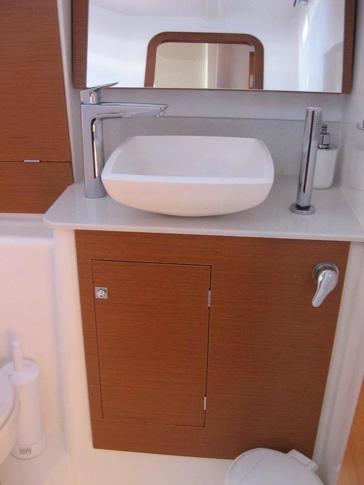 Dufour 382 GL (Delta)  - 6
